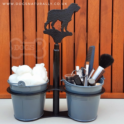 Twin Holder Stand - Make Up Holder (German Wirehaired Pointer Docked)